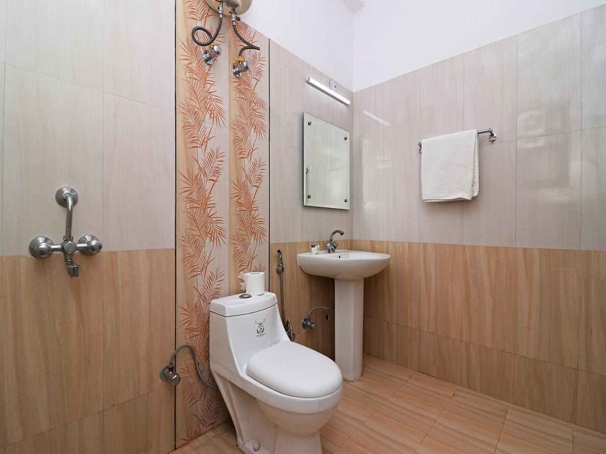 The Abodes House Hotel Greater Noida Exterior photo